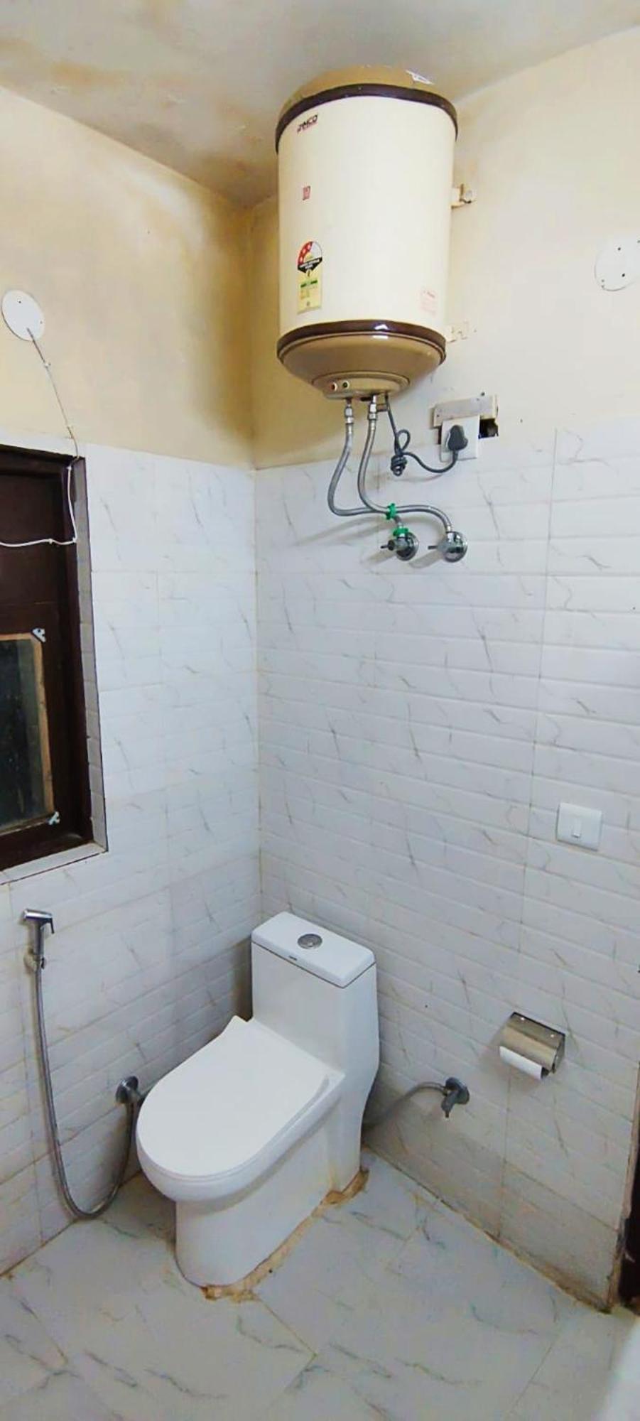 Luxury Rooms In Safdarjung Enclave Near Aiims & Safdarjung Hospital Нью-Дели Экстерьер фото